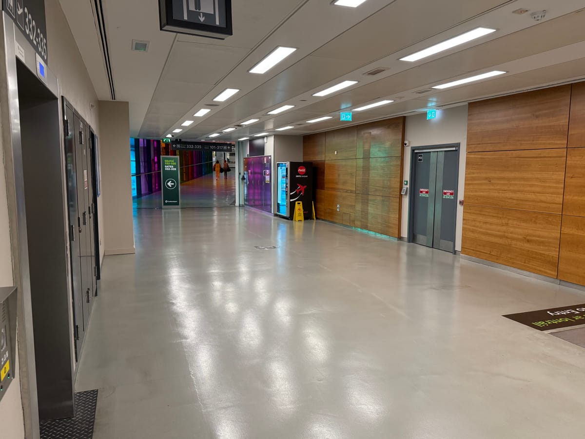 Review: Liffey Lounge Dublin Airport